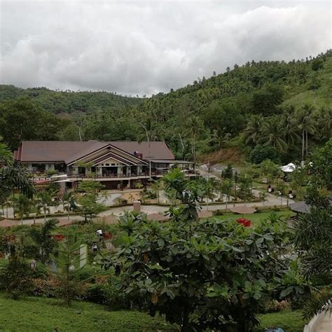 𝗧𝗛𝗘 𝟭𝟬 𝗕𝗘𝗦𝗧 Hotels in Tacloban of Jun 2024 (from ₱704).
